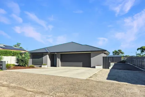 Property photo of 24 Waratah Avenue Murray Bridge SA 5253