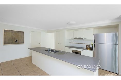 Property photo of 8 Treeline Place Durack QLD 4077