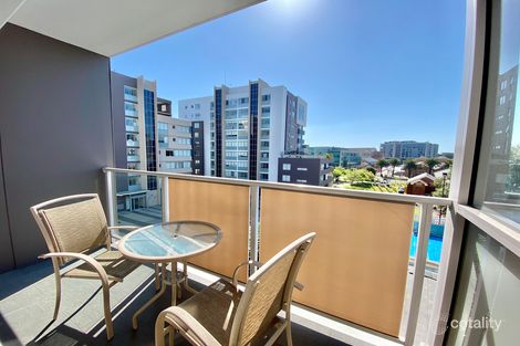 Property photo of 305/14 Honeysuckle Drive Newcastle NSW 2300