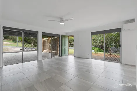 Property photo of 29 Thoms Crescent Mount Warren Park QLD 4207