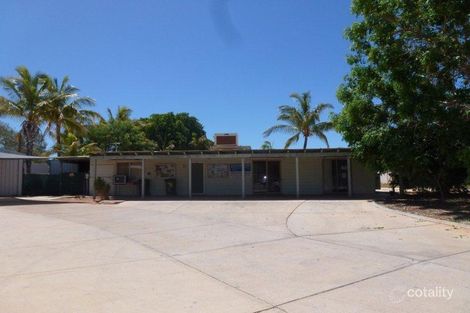 17 Maidstone Cres, Exmouth, WA 6707