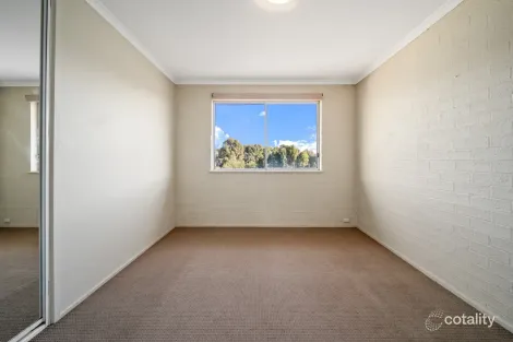 Property photo of 4/2 Doyle Place Karabar NSW 2620