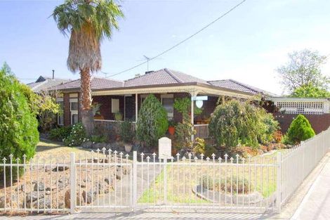 39 Vaucluse Ave, Gladstone Park, VIC 3043