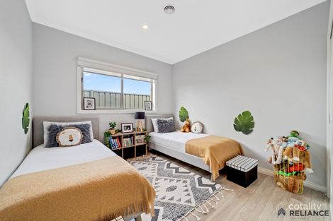 Property photo of 27 Albert Drive Melton South VIC 3338