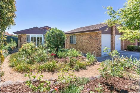 Property photo of 5 Snow Gum Place Jerrabomberra NSW 2619