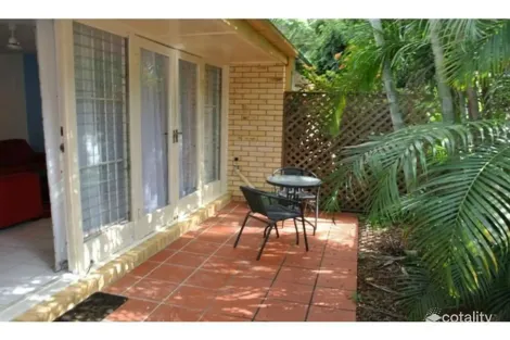 Property photo of 2/9 Westerham Street Taringa QLD 4068