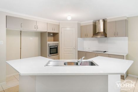 Property photo of 38 Sunset Drive Glenvale QLD 4350