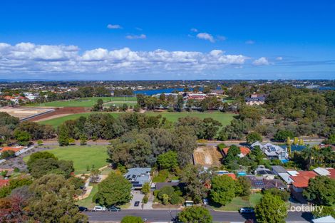Property photo of 21 Hope Avenue Salter Point WA 6152