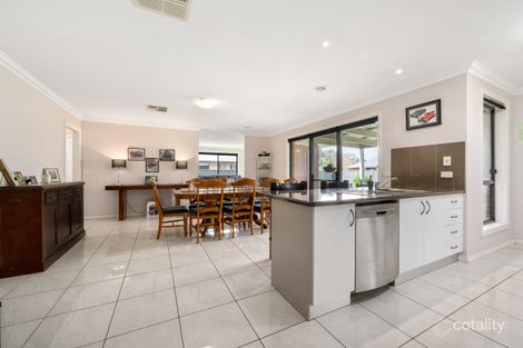 Property photo of 118 Hotham Circuit Thurgoona NSW 2640