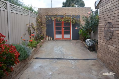 Property photo of 4 Naranghi Drive Strathdale VIC 3550