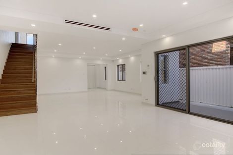 165 Carrington Ave, Hurstville, NSW 2220