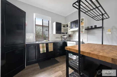 Property photo of 16 Dean Street North Tamworth NSW 2340