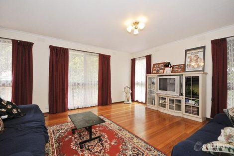 Property photo of 102 Manchester Road Mooroolbark VIC 3138