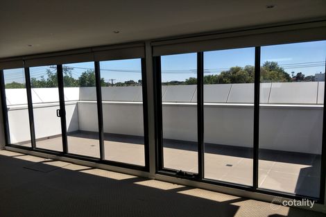 Property photo of 8B Windsor Avenue Springvale VIC 3171