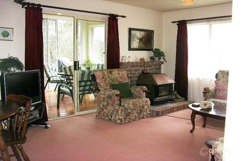 Property photo of 34 Martin Place Faulconbridge NSW 2776