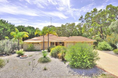 35 Nutbush Ave, Falcon, WA 6210