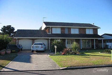 11 Kendall Cres, Norah Head, NSW 2263