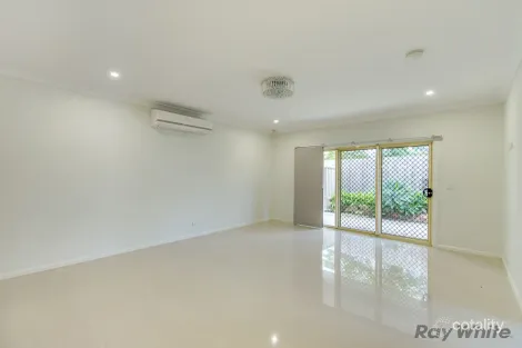 Property photo of 50 Fred Pham Crescent Doolandella QLD 4077