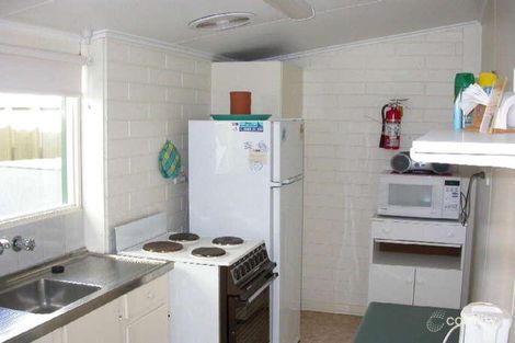 Property photo of 17 North Terrace Port Elliot SA 5212