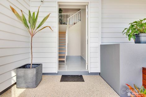 Property photo of 6 Cana Place Lammermoor QLD 4703