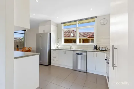 Property photo of 41 Johnson Drive Ferntree Gully VIC 3156