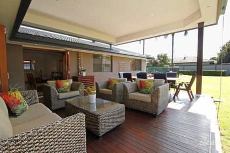 Property photo of 11 Dunkeith Avenue Benowa QLD 4217