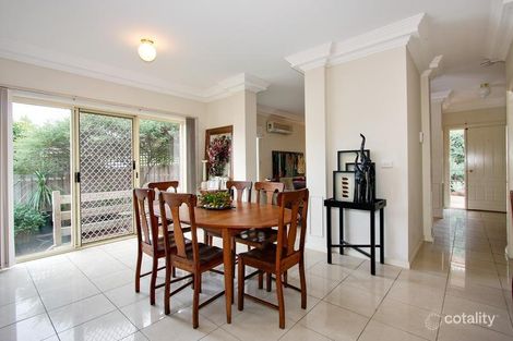 Property photo of 2/13 Amelia Crescent Doncaster East VIC 3109