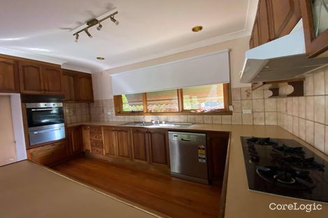 Property photo of 18 Cocoparra Crescent Taylors Lakes VIC 3038