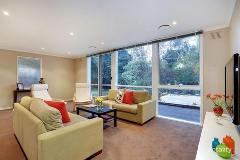 Property photo of 3 Collins Grove Croydon North VIC 3136