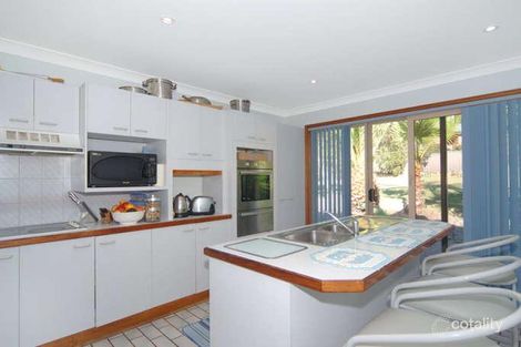 Property photo of 8 Parkland Drive Kings Point NSW 2539