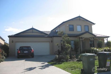 17 Liverpool Cct, Craigieburn, VIC 3064