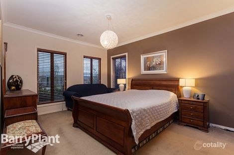 6 Waterhaven Bvd, Point Cook, VIC 3030