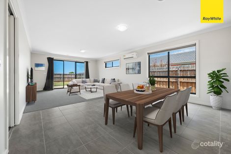 Property photo of 213 James Melrose Drive Brookfield VIC 3338