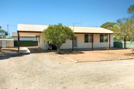 Property photo of 2A-2B George Avenue Murray Bridge SA 5253