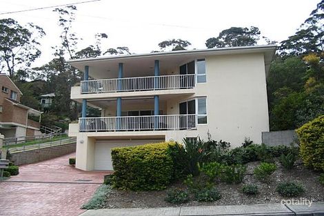 32 Avoca Dr, Avoca Beach, NSW 2251