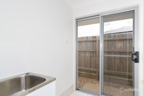 Property photo of 32 O'Connell Parade Urraween QLD 4655