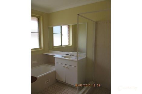 Property photo of 46 Falcon Circuit Green Valley NSW 2168