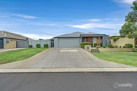 Property photo of 4 Hazelgrove Crescent Millbridge WA 6232
