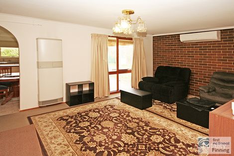 Property photo of 11 Flinders Court Cranbourne North VIC 3977