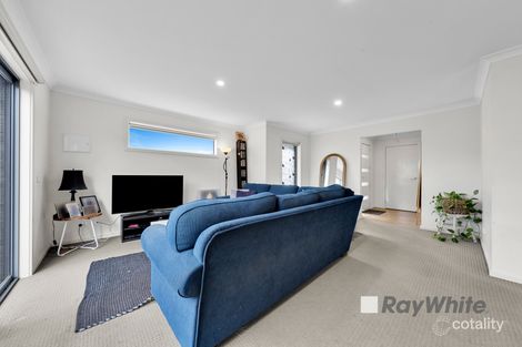 Property photo of 4 Nemo Street Pakenham VIC 3810