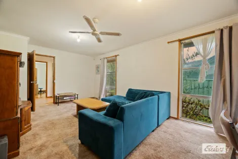 Property photo of 16 Melgaard Court Wodonga VIC 3690