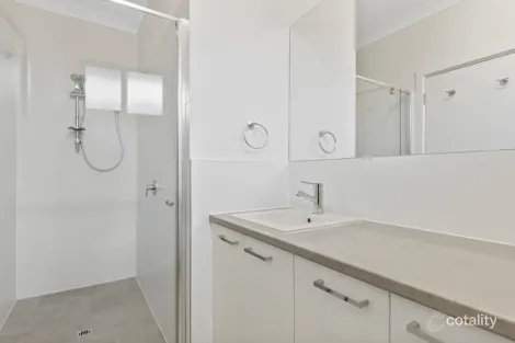 Property photo of 48 Golflands View Morphett Vale SA 5162