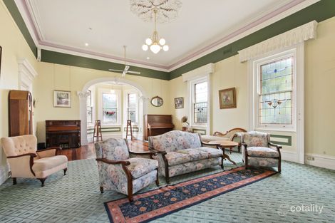 Property photo of 2 Service Street Bairnsdale VIC 3875