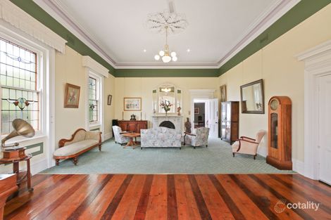 Property photo of 2 Service Street Bairnsdale VIC 3875