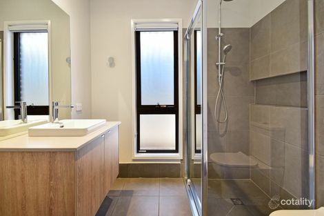 Property photo of 9 Benjamen Crescent Nirimba QLD 4551