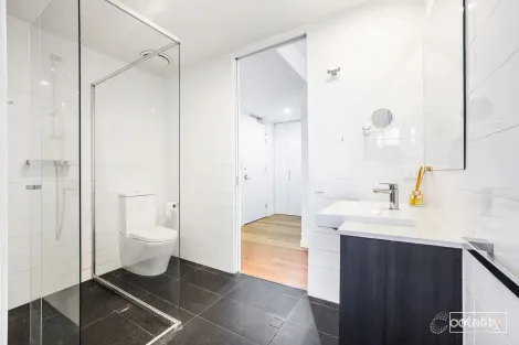 Property photo of 301/133 Clarence Road Indooroopilly QLD 4068