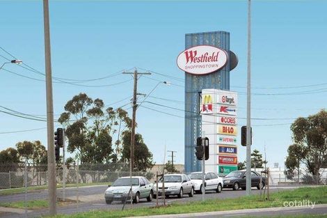 Property photo of 12 Adelaide Boulevard Gowanbrae VIC 3043