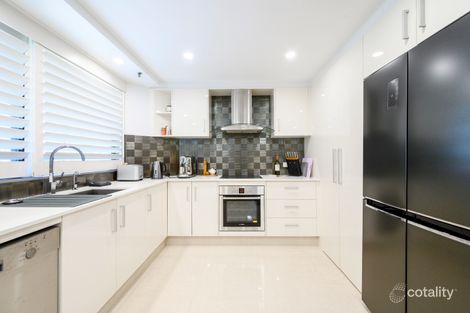 Property photo of 11/3 Cunningham Avenue Main Beach QLD 4217