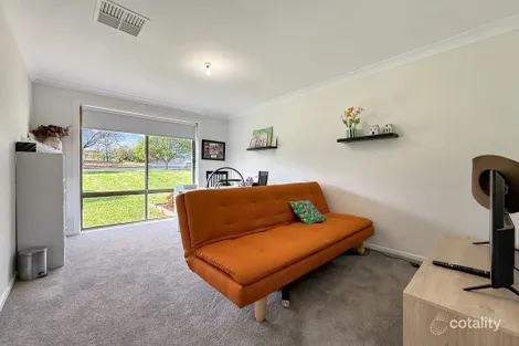Property photo of 18 Keevil Drive Young NSW 2594