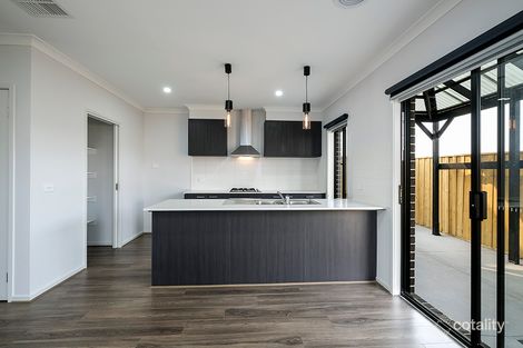 Property photo of 32 Columbus Street Point Cook VIC 3030